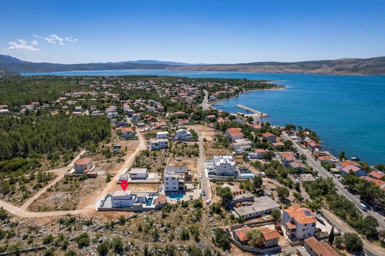 Villa Atrio Селине Екстериор снимка